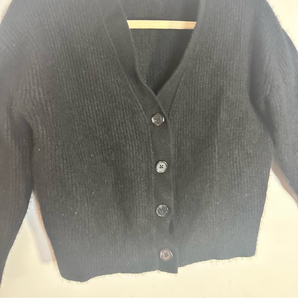 Quince 100% Cashmere Black Button Front Cardigan Sweater S - Picture 2 of 16